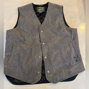 Vintage Woolrich Men's Gray Wool Vest Snap Closure Quilted Interior / Large